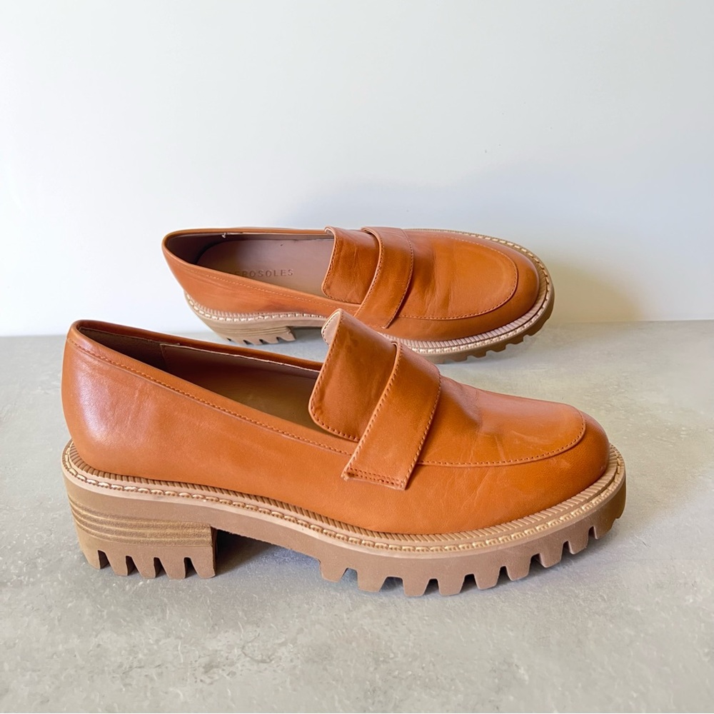 AEROSOLES Tan Leather Loafers